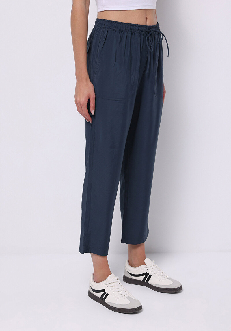 Regular Fit Yüksek Bel Düz Paça Kadın Lacivert Pantolon