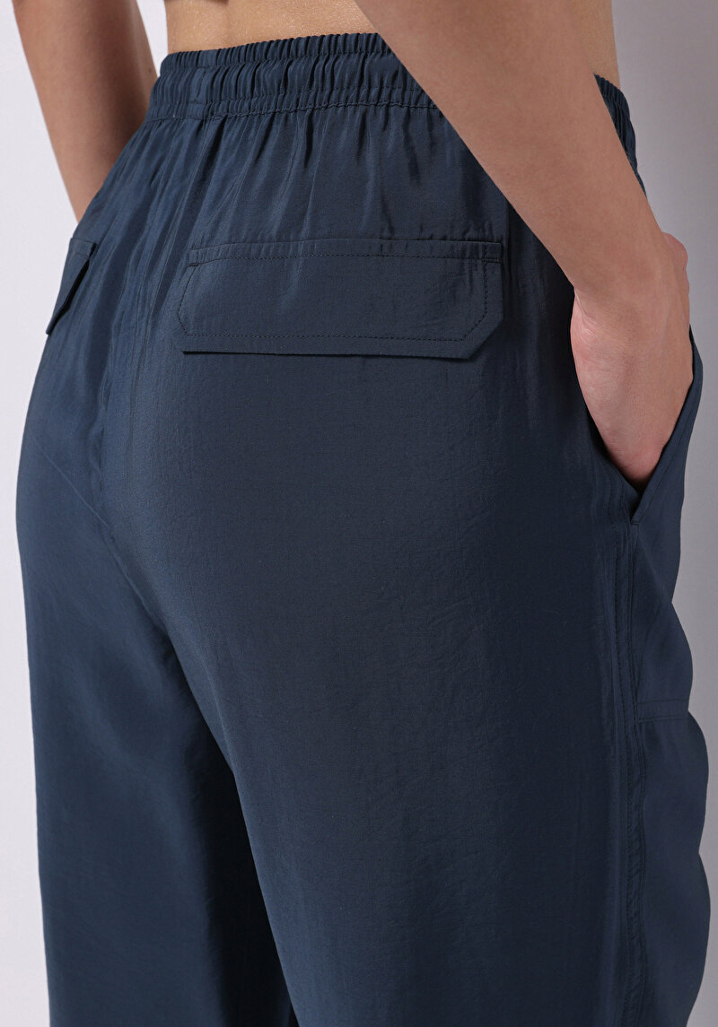 Regular Fit Yüksel Bel Düz Paça Kadın Lacivert  Pantolon
