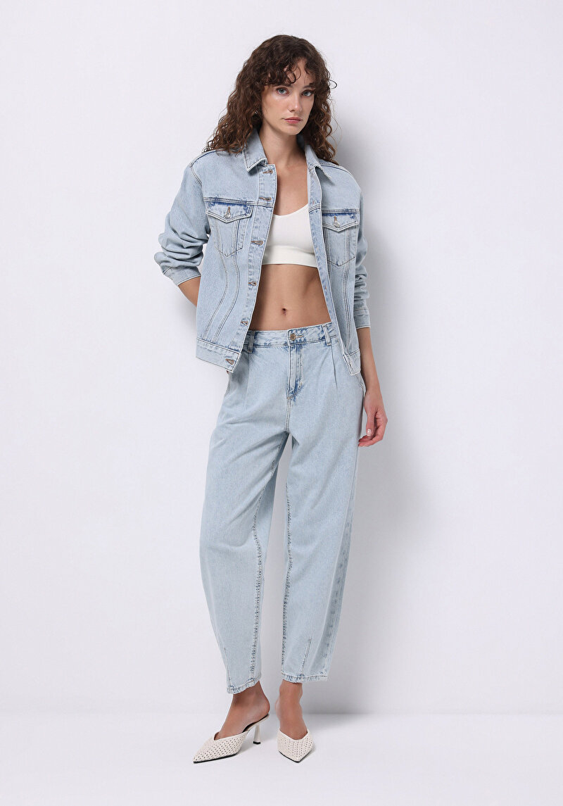 Barrel Fit Kadın Light İndigo Fermuarlı Denim Jean Pantolon