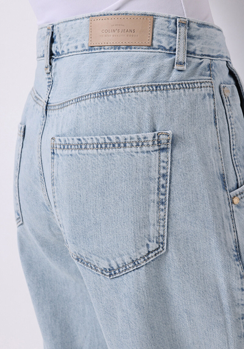 Barrel Fit Kadın Light İndigo Fermuarlı Denim Jean Pantolon