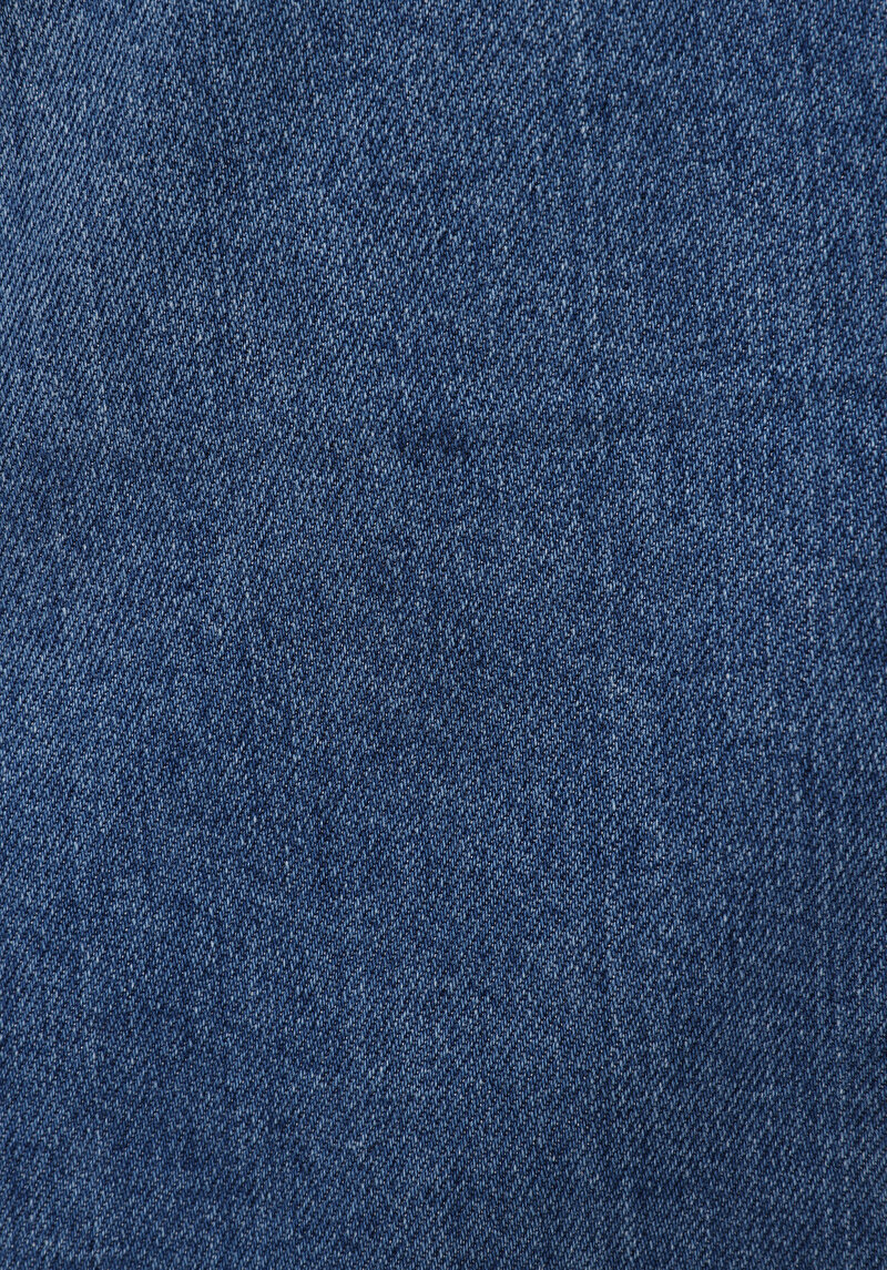 Regular Fit Orta Bel Düz Erkek Light İndigo Cepli Denim Jean Şort