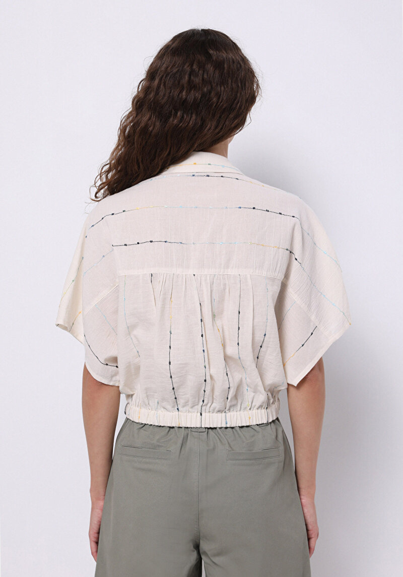 Regular Fit Shirt Neck Nakışlı Kadın Ekru Kısa Kol Gömlek