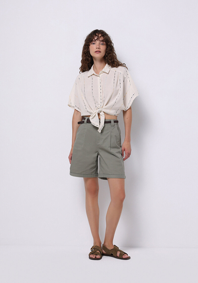 Regular Fit Shirt Neck Nakışlı Kadın Ekru Kısa Kol Gömlek