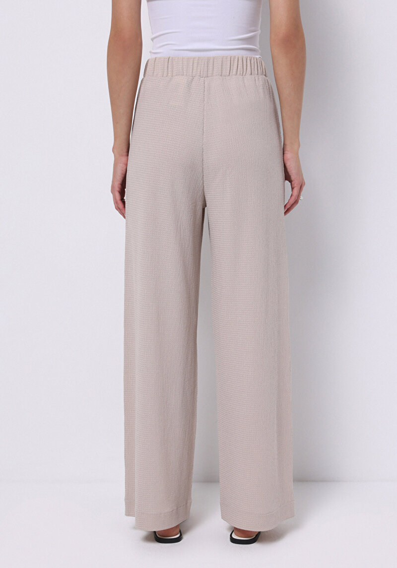 Regular Fit Orta Bel Düz Cepli Kadın Bej Eşofman Altı