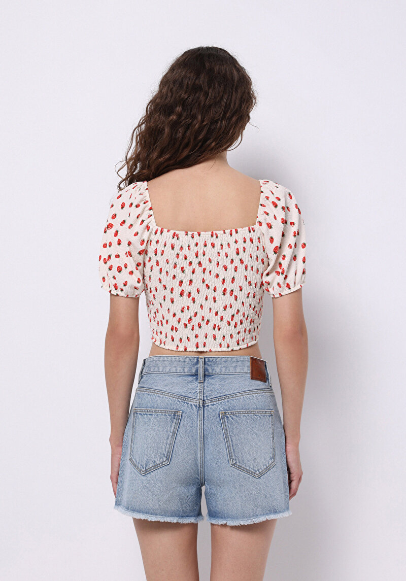 Slim Fit Kare Yaka Baskılı Kadın Ekru Balon Kol Tişört