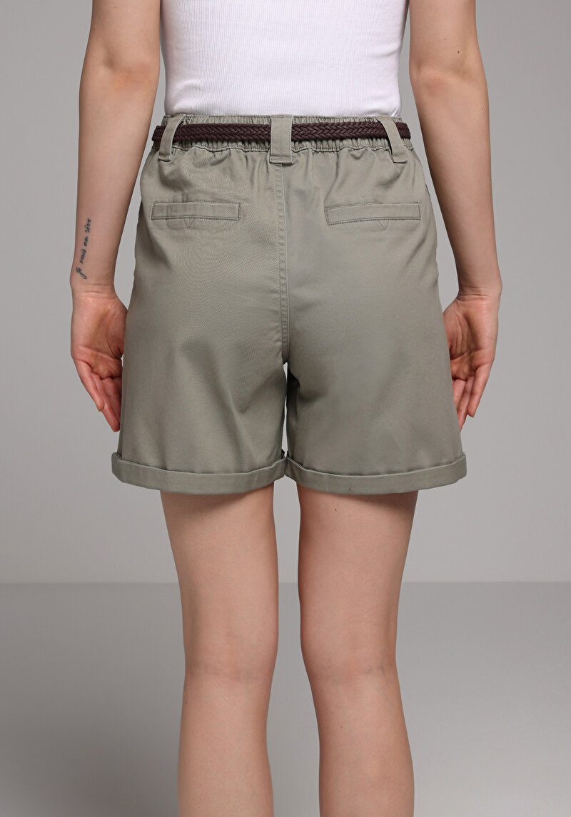 Slim Fit Yüksel Bel Düz Kadın Yeşil Şort