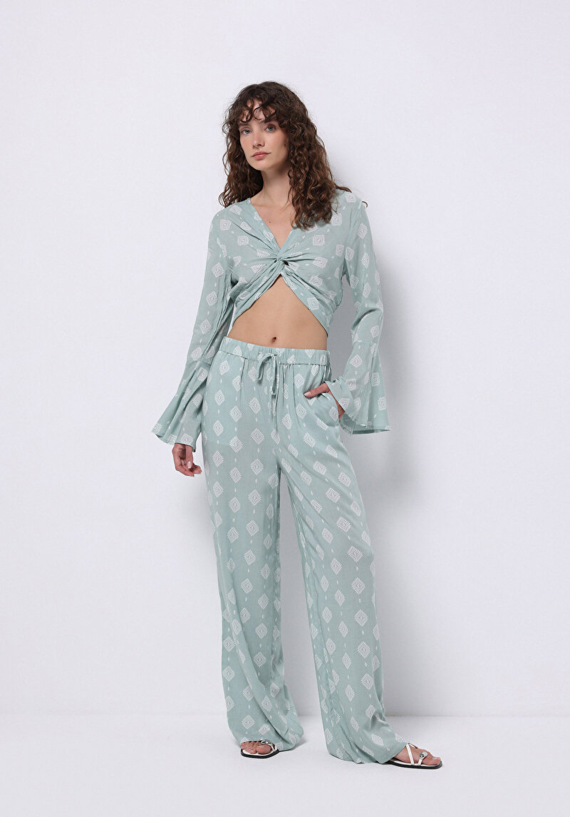 Regular Fit Yüksek Bel Geniş Paça Astarsız Kadın Yeşil Pantolon