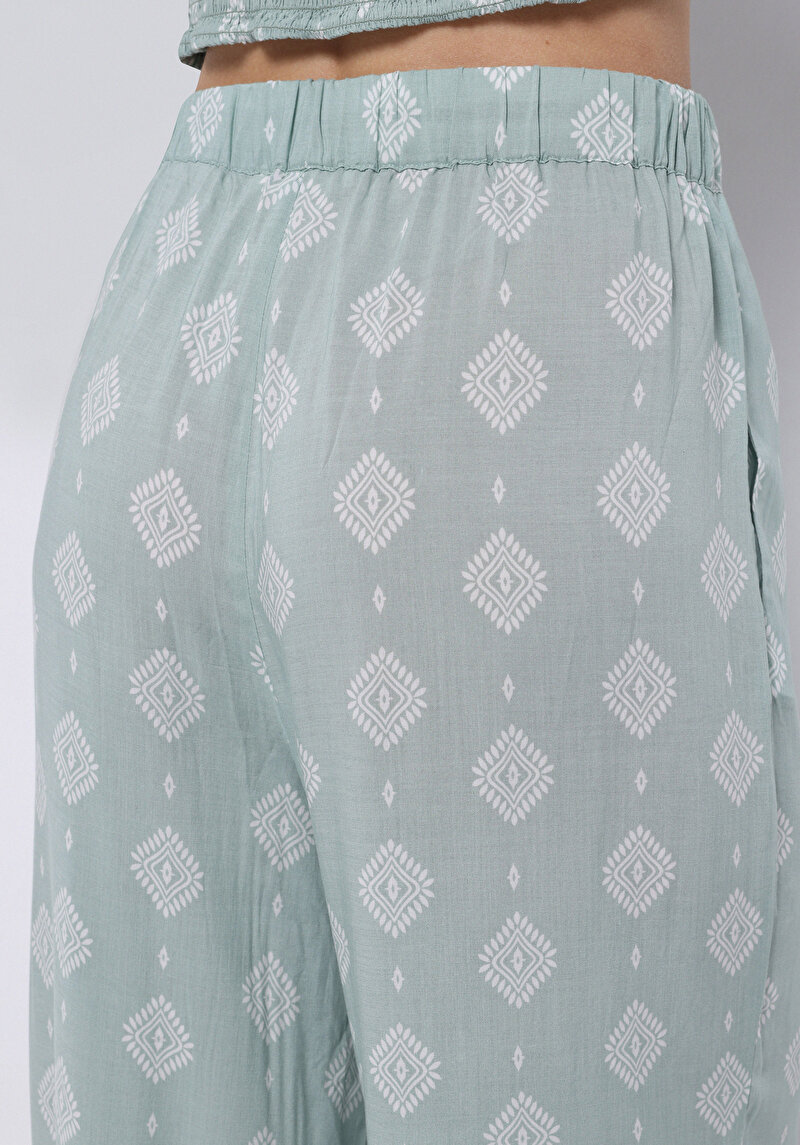 Regular Fit Yüksek Bel Geniş Paça Astarsız Kadın Yeşil Pantolon