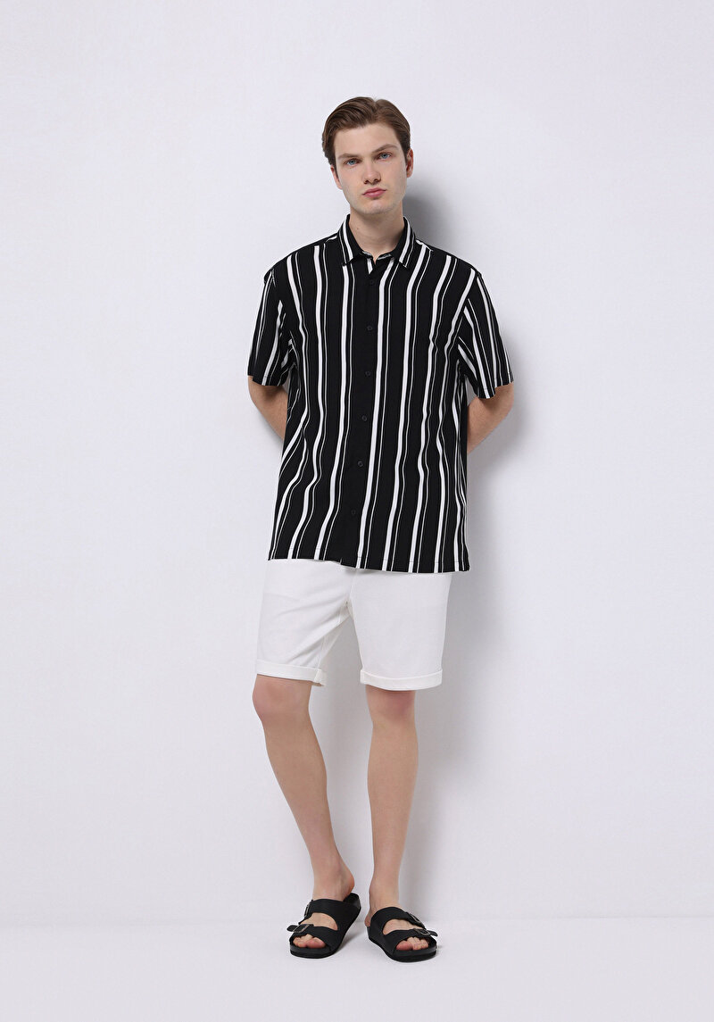 Regular Fit Shirt Neck Çizgili Erkek Siyah Kısa Kol Gömlek