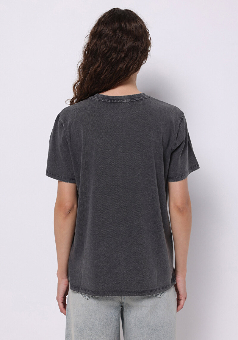 Regular Fit Yuvarlak Yaka Baskılı Kadın Antrasit Kısa Kol Tişört