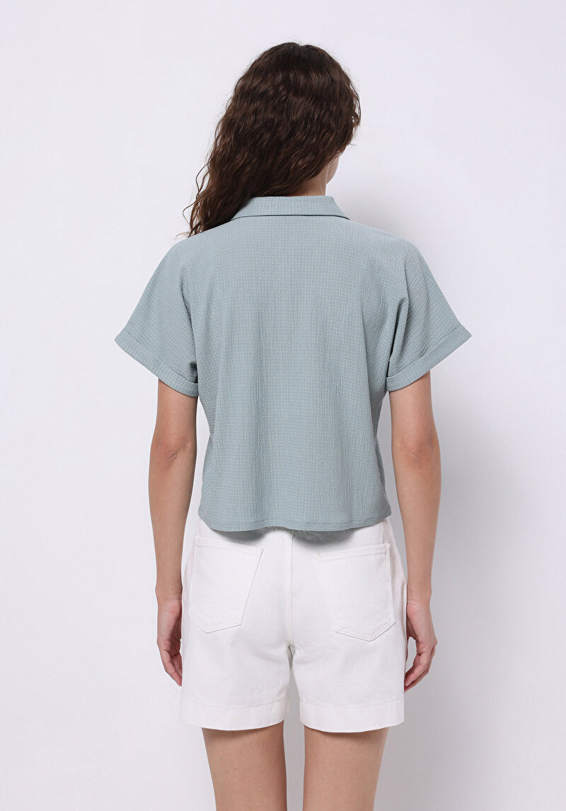 Regular Fit Shirt Neck Jakarlı Kadın Yeşil Kısa Kol Tişört