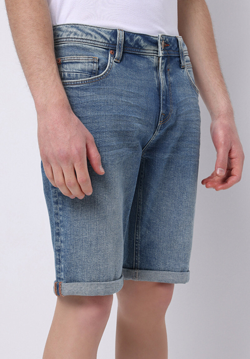 Straight Fit Düşük Bel Düz Erkek Light İndigo Denim Jean Fermuarlı Şort