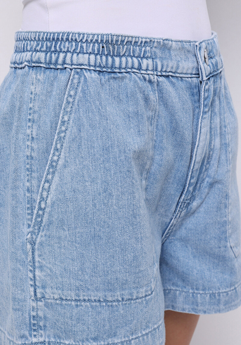 Regular Fit Orta Bel Düz Kadın İndigo Jean Şort
