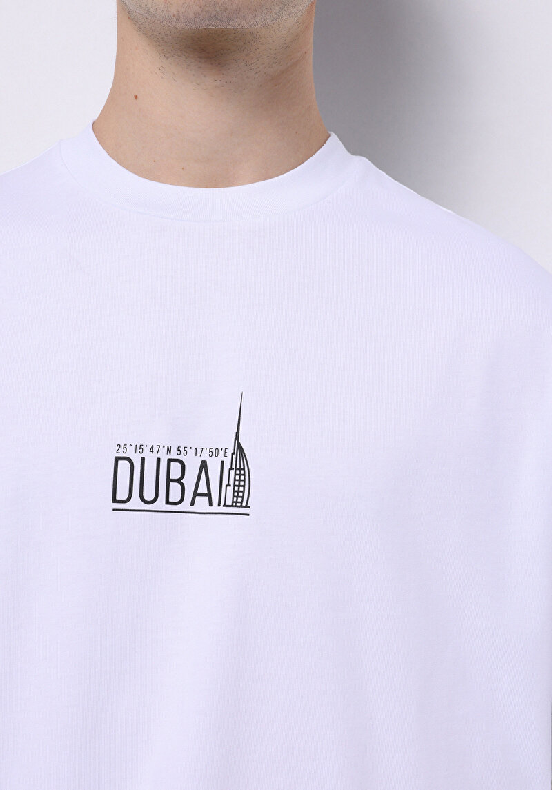 Comfort Fit Yuvarlak Yaka Düz Erkek Beyaz Kısa Kol Tişört