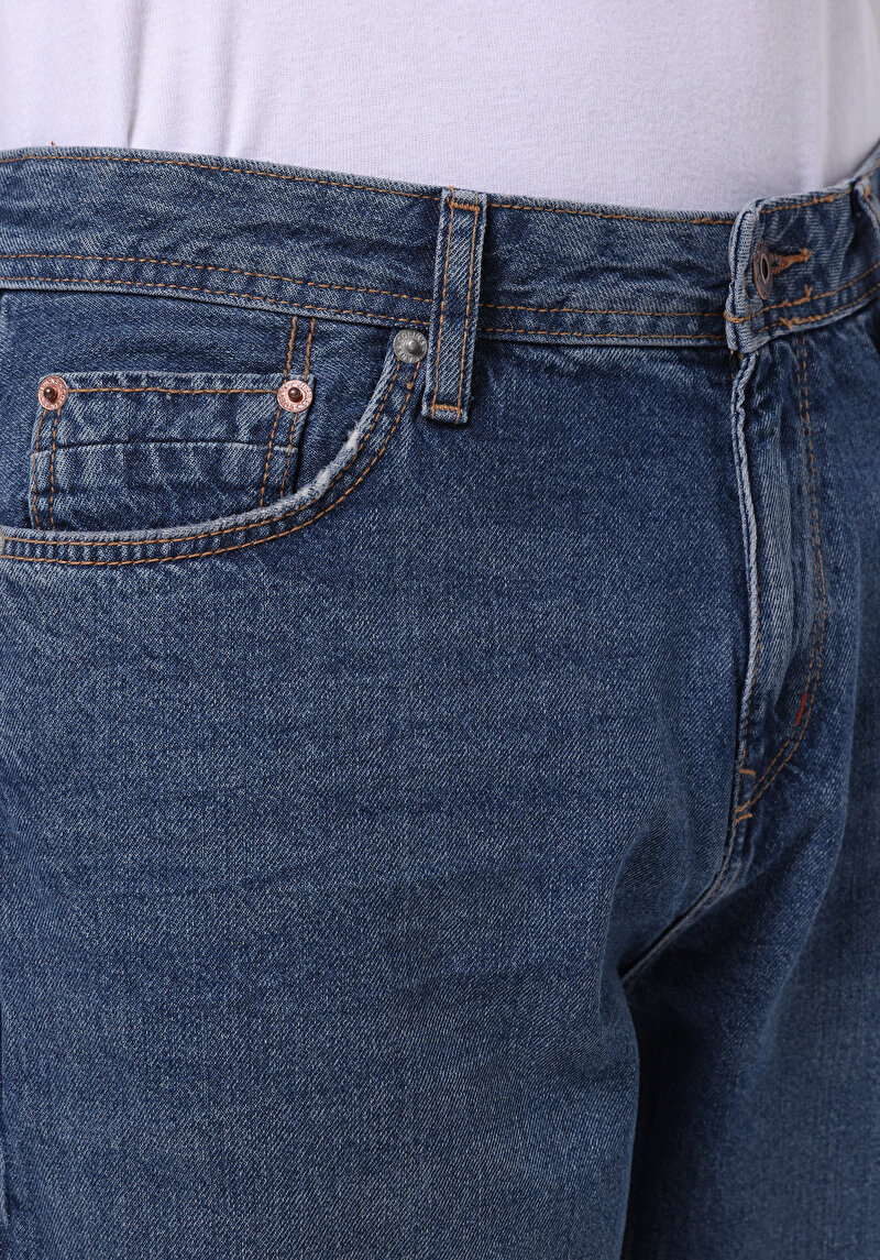 Regular Fit Orta Bel Düz Erkek Koyu İndigo Jean Şort
