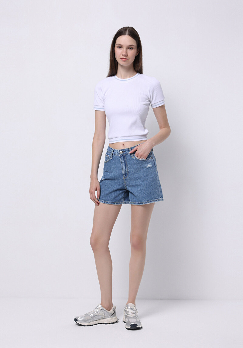 Mom Fit Yüksek Bel Düz Kadın Light İndigo Pamuk Denim Jean Şort