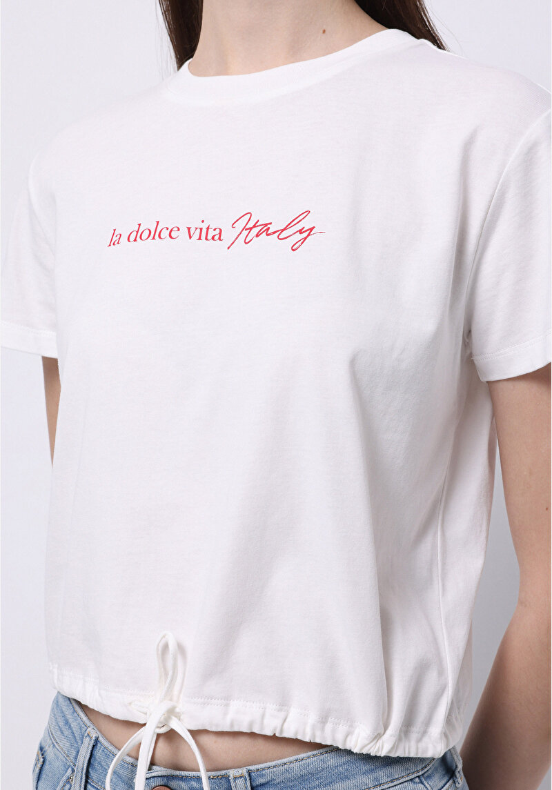 Regular Fit Pamuklu Kadın Beyaz Kısa Kol Tişört