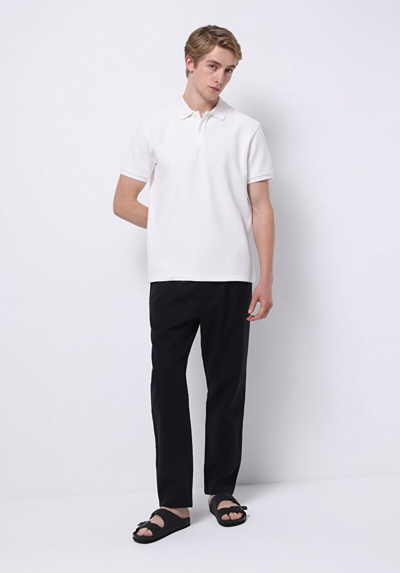 Regular Fit Polo Yaka Jakarlı Erkek Beyaz Kısa Kol Tişört