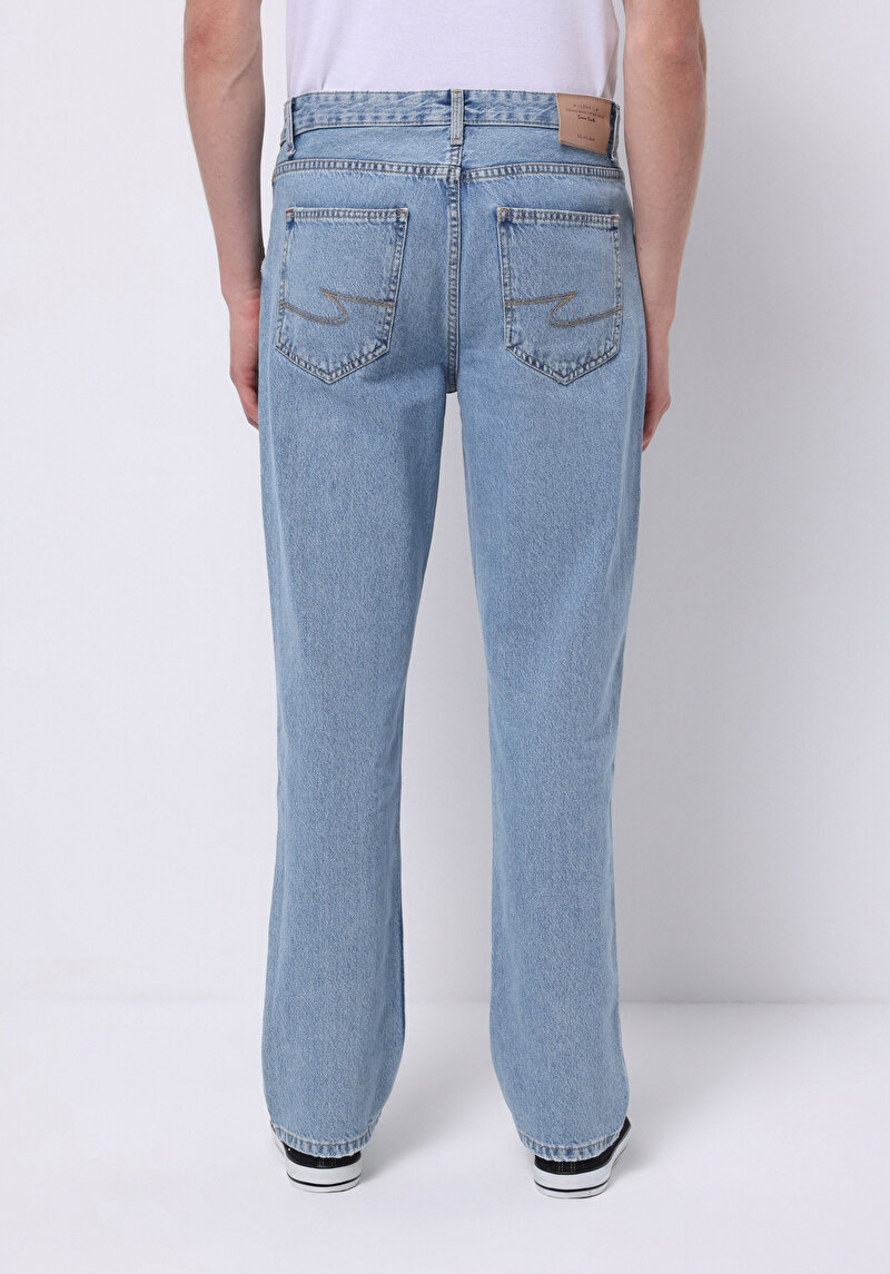 Regular Fit Orta Bel Düz Paça Cepli Erkek Light İndigo Denim Jean Pantolon