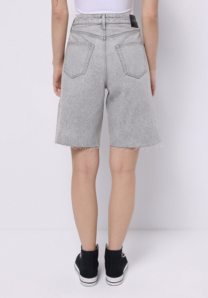 Regular Fit Yüksek Bel Düz Kadın Gri Jean Şort