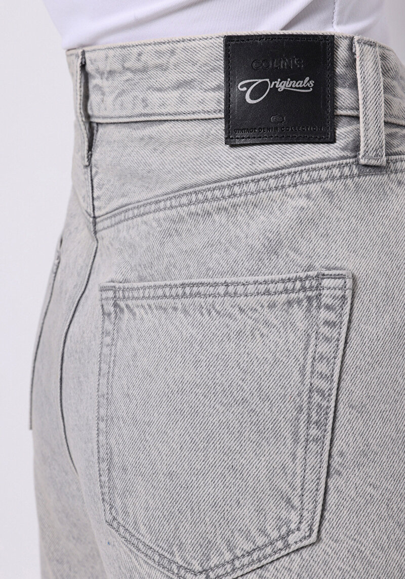 Regular Fit Yüksek Bel Düz Kadın Gri Jean Şort
