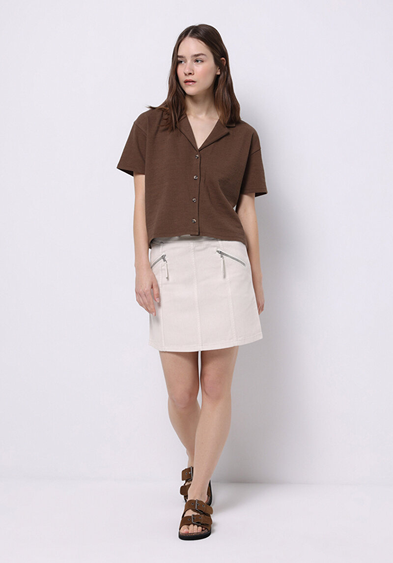 Regular Fit Polo Yaka Jakarlı Kadın Kahverengi Kısa Kol Tişört