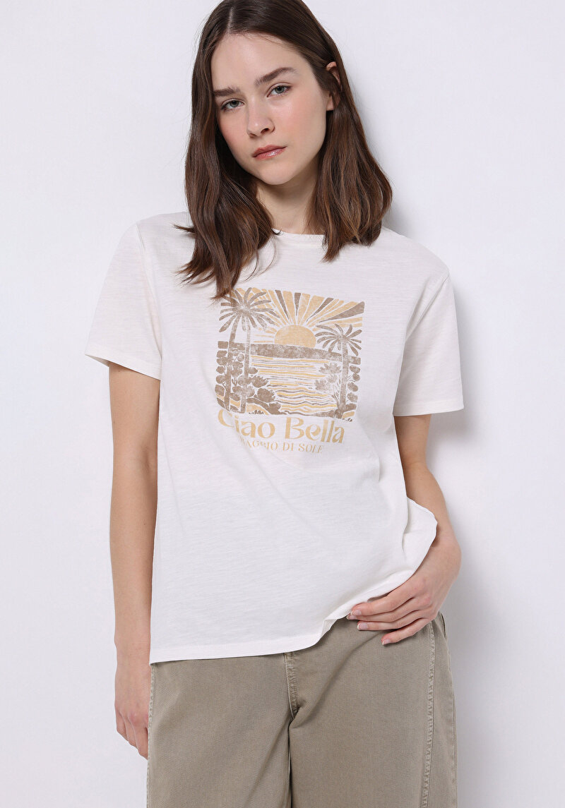 Regular Fit Yuvarlak Yaka Baskılı Kadın Beyaz Kısa Kol Tişört