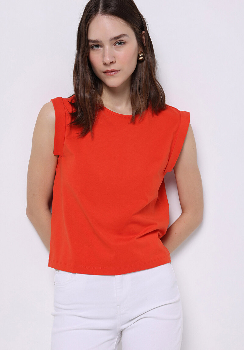 Regular Fit Yuvarlak Yaka Düz Kadın Kirmizi Kısa Kol Tişört