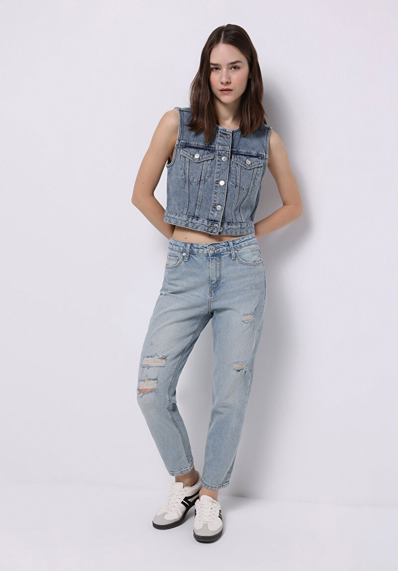 Mom Fit Yüksek Bel Daralan Paça Kadın Açik İndigo Jean Pantolon