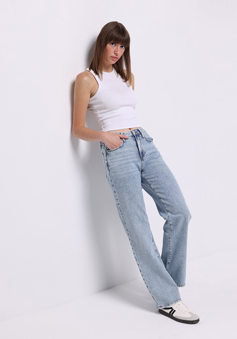 Straight Fit Orta Bel Düz Paça Kadın İndigo Jean Pantolon