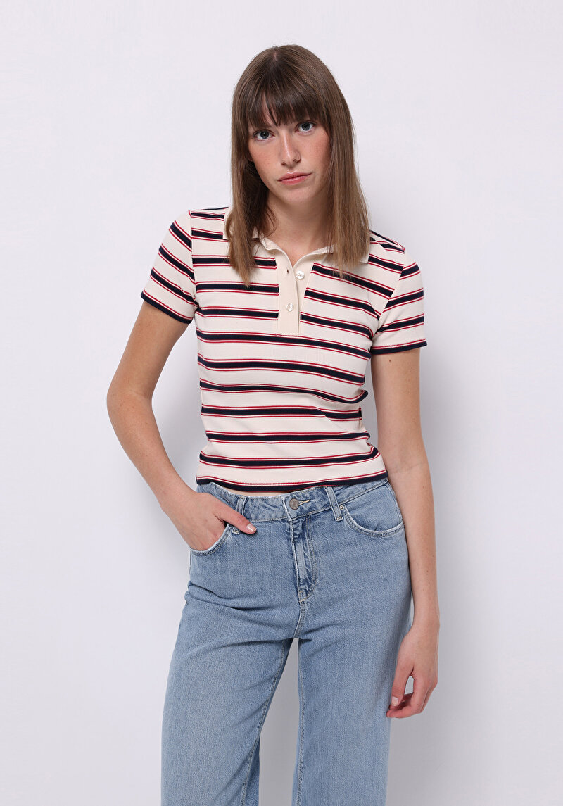 Slim Fit Polo Yaka Çizgili Kadın Ekru Kısa Kol Tişört
