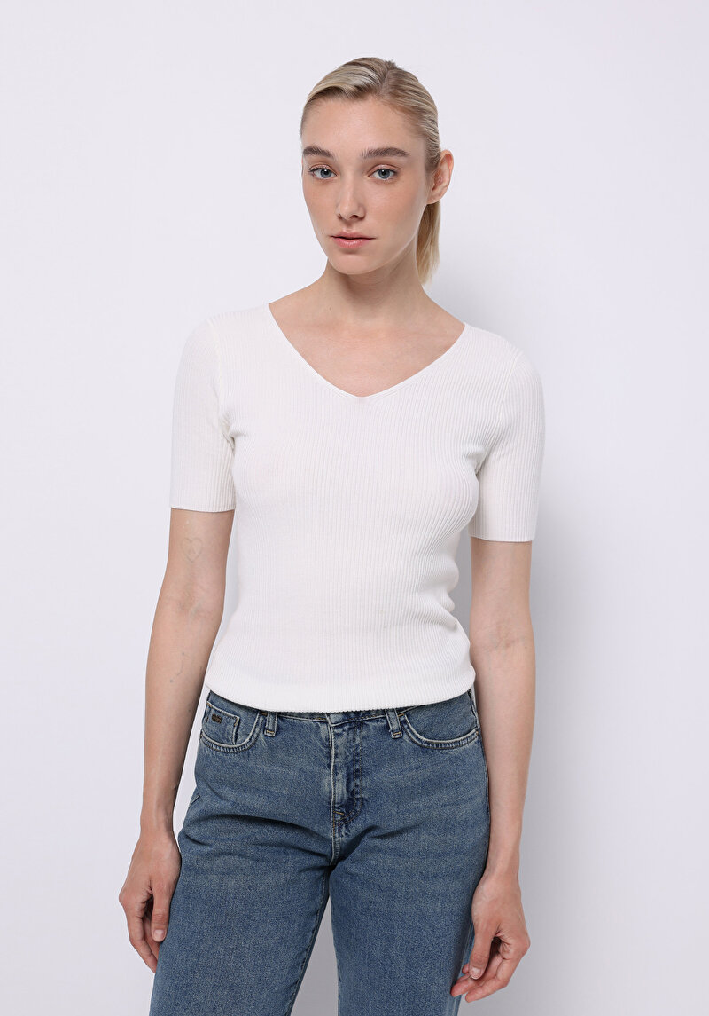 Slim Fit Kadın Beyaz Kazak