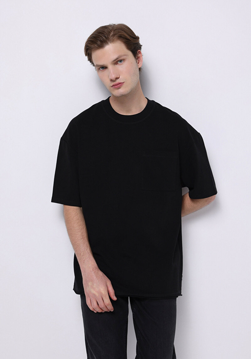 Oversize Fit Yuvarlak Yaka Düz Erkek Siyah Kısa Kol Tişört
