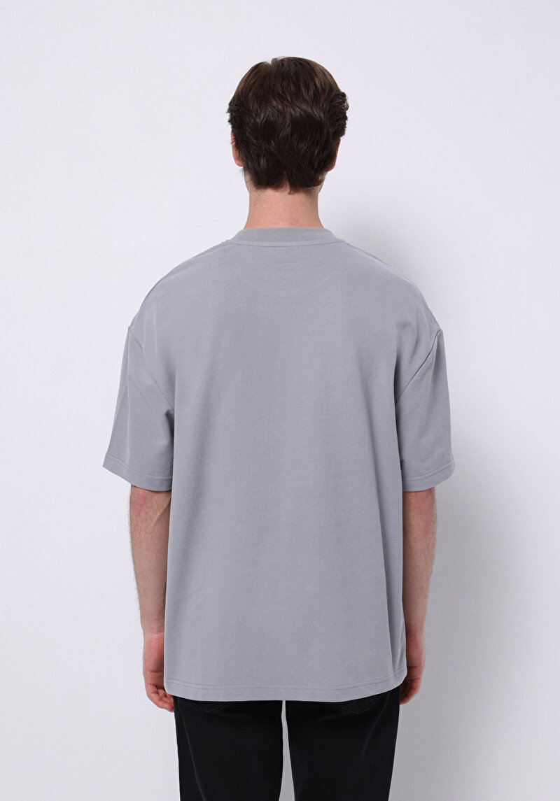 Oversize Fit Yuvarlak Yaka Düz Erkek Gri Kısa Kol Tişört