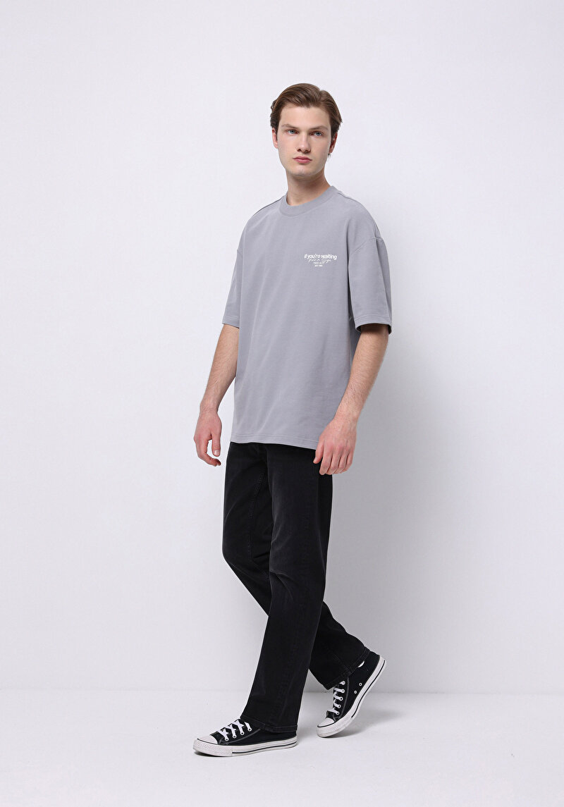 Oversize Fit Yuvarlak Yaka Düz Erkek Gri Kısa Kol Tişört