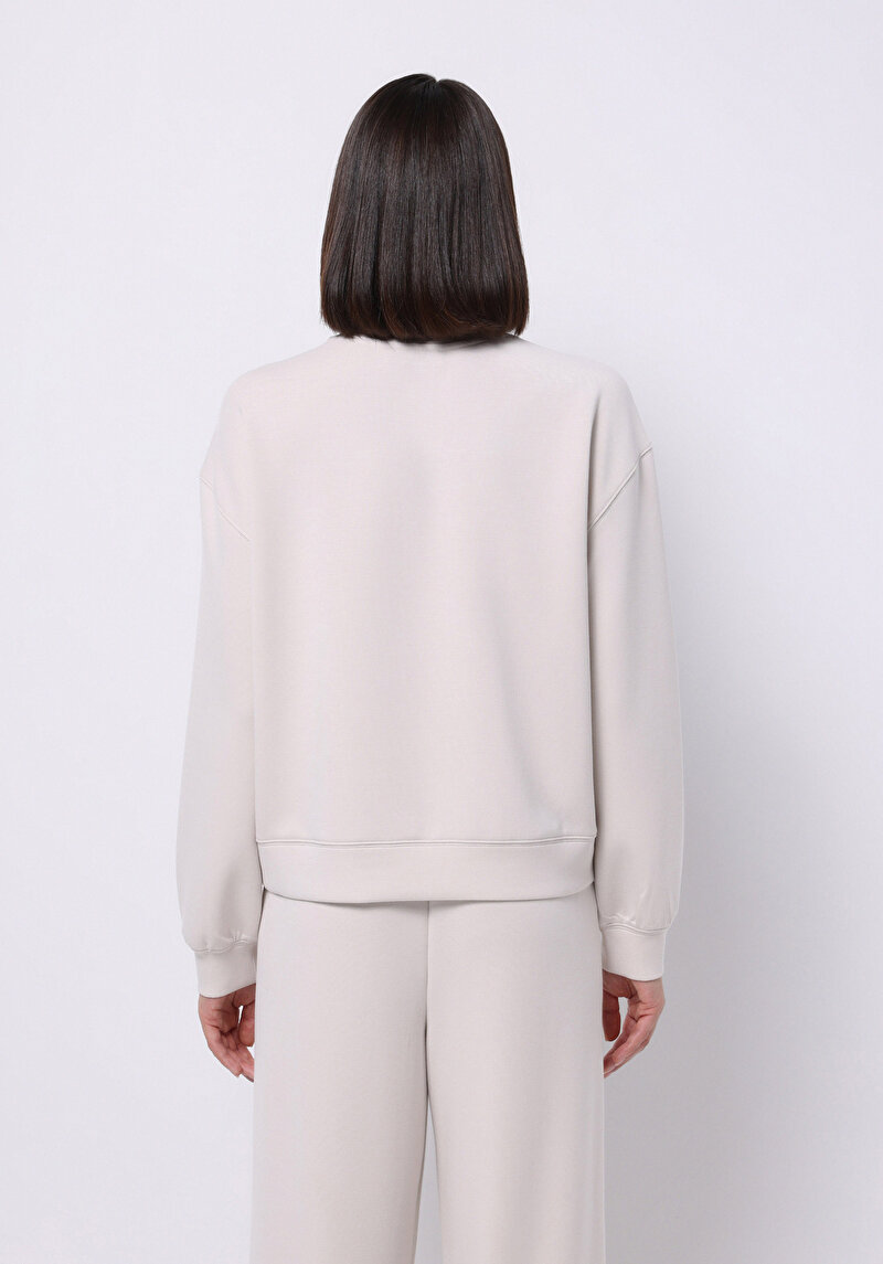 Regular Fit Yuvarlak Yaka Düz Kadın Ekru Sweatshirt