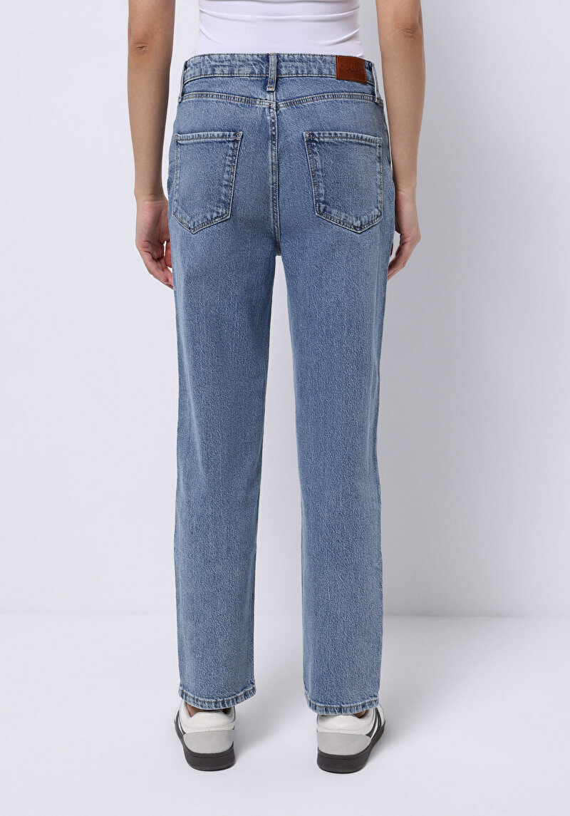 Straight Fit Kadın Light İndigo Denim Jean Fermuarlı Pantolon