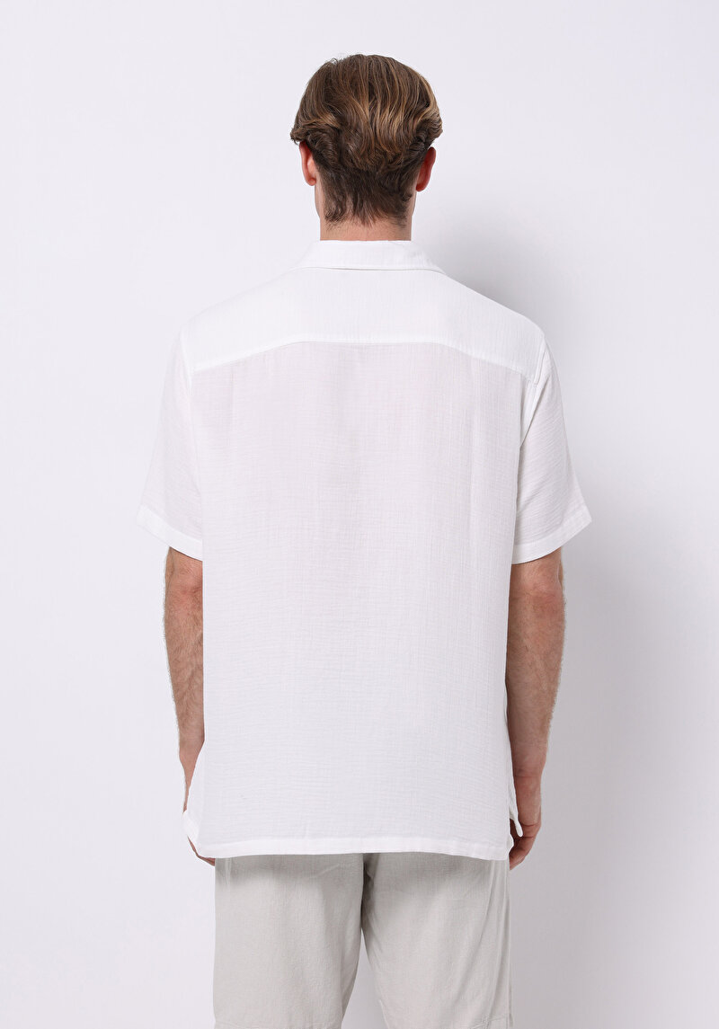 Comfort Fit Shirt Neck Jakarlı Erkek Ekru Kısa Kol Gömlek