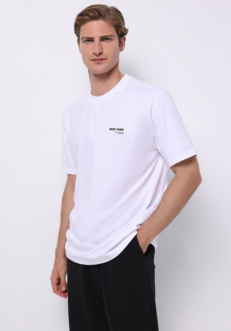 Comfort Fit Yuvarlak Yaka Düz Erkek Beyaz Kısa Kol Tişört