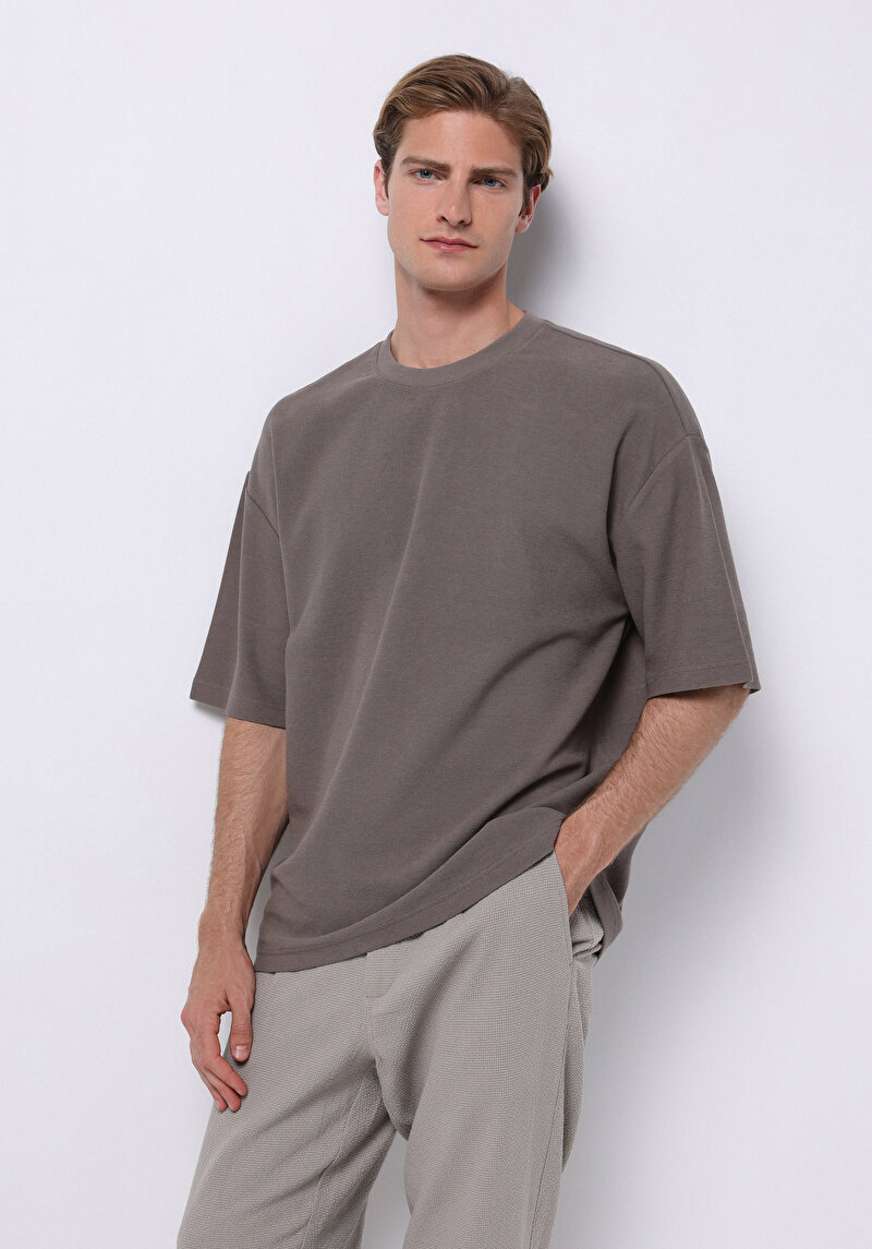 Oversize Fit Yuvarlak Yaka Düz Erkek Gri Kısa Kol Tişört