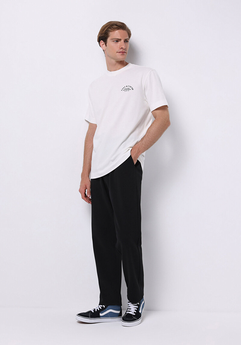 Comfort Fit Yuvarlak Yaka Düz Erkek Beyaz Kısa Kol Tişört