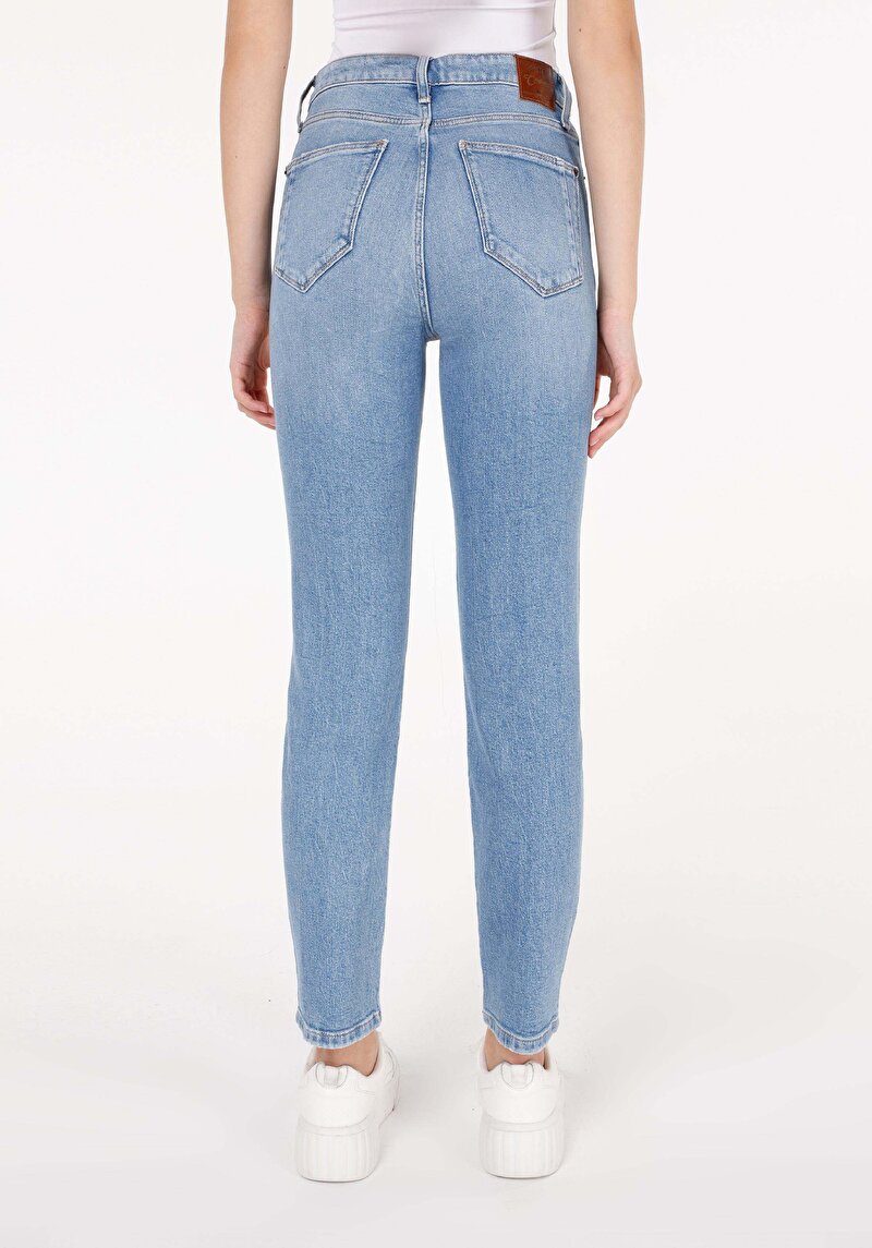 Slim Fit   Kadın İndigo Jean Pantolon