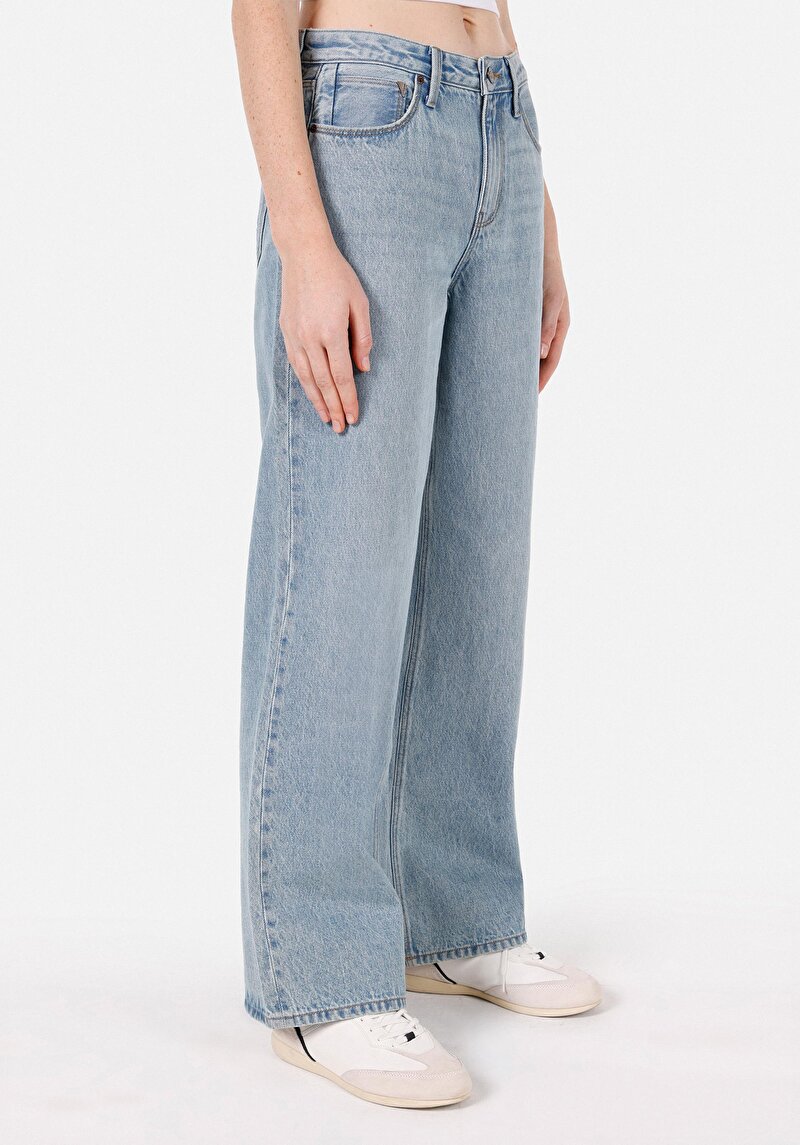 Regular Fit   Kadın Denim Jean Pantolon