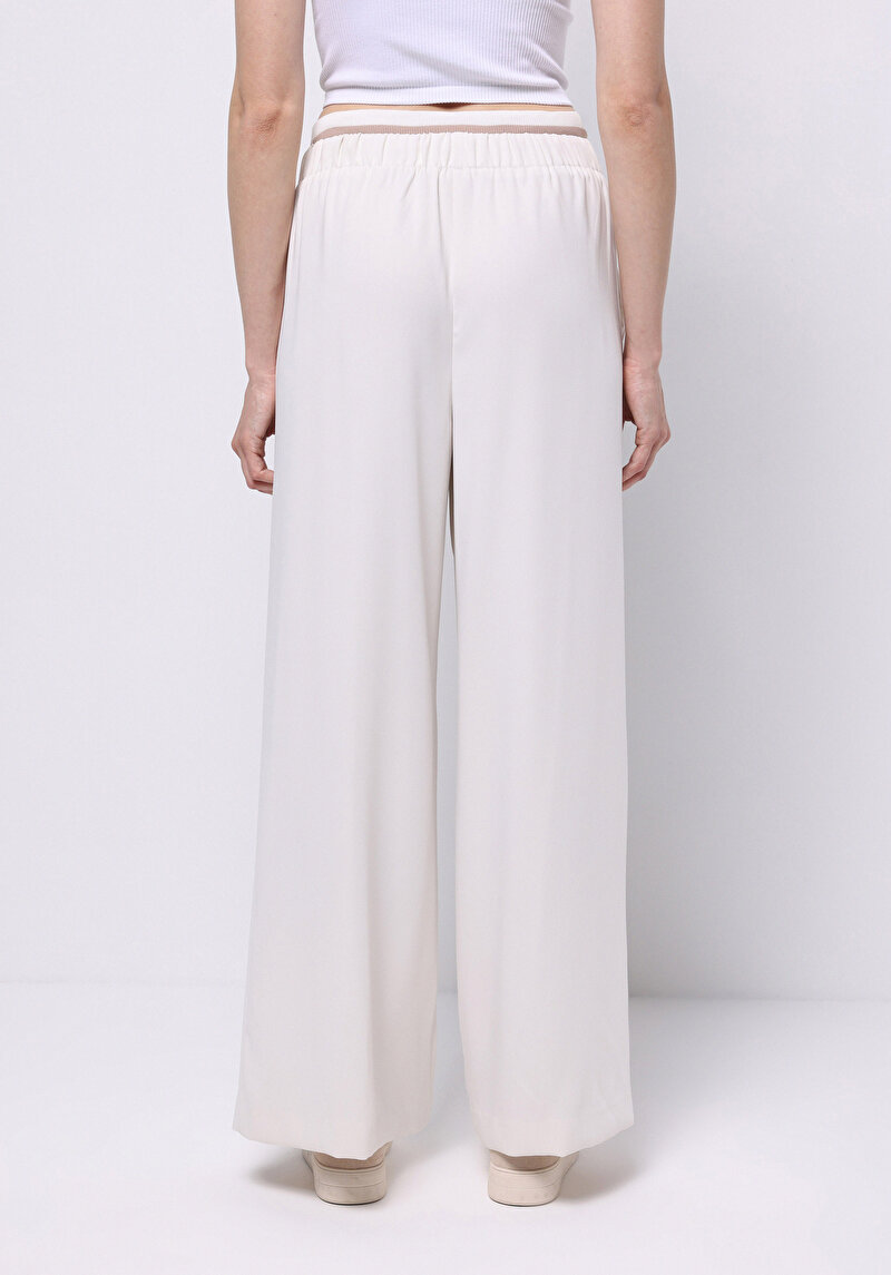 Regular Fit Yüksel Bel Geniş Paça Bel Bağcık Detaylı Kadın Ekru Pantolon