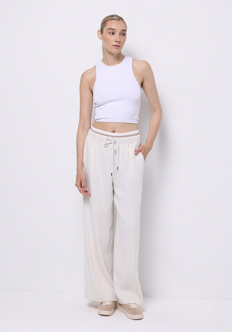 Regular Fit Yüksel Bel Geniş Paça Bel Bağcık Detaylı Kadın Ekru Pantolon