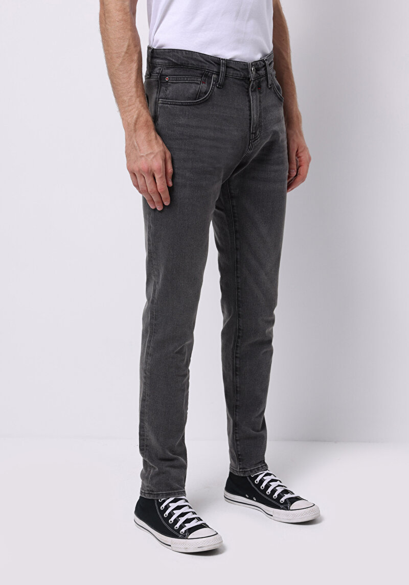 Slim Fit Düşük Bel Dar Paça Erkek Siyah Jean Pantolon