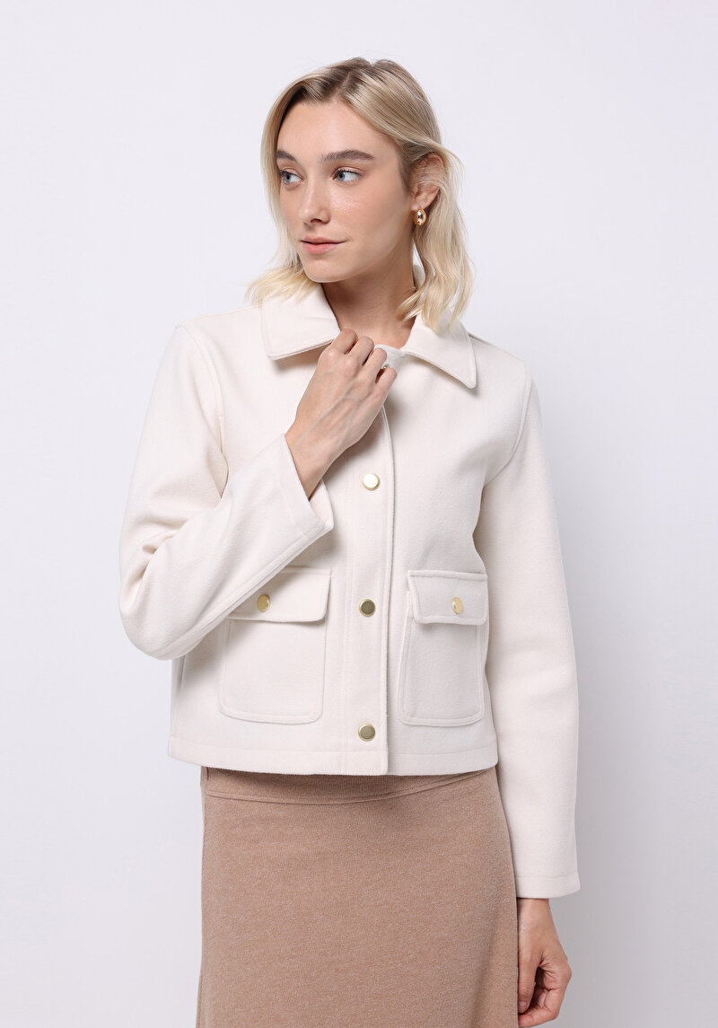 Regular Fit Düğmeli Astarsız Kadın Beyaz Ceket