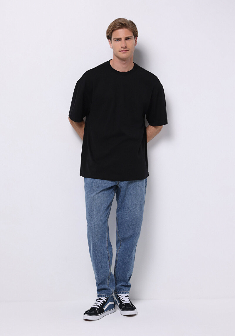 Oversize Fit Yuvarlak Yaka Düz Erkek Siyah Kısa Kol Tişört