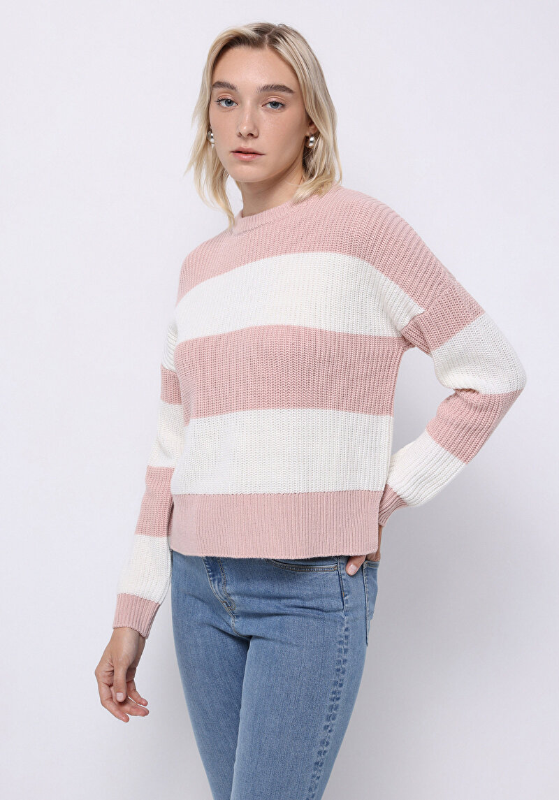 Regular Fit Yuvarlak Yaka Çizgili Kadın Pembe Kazak