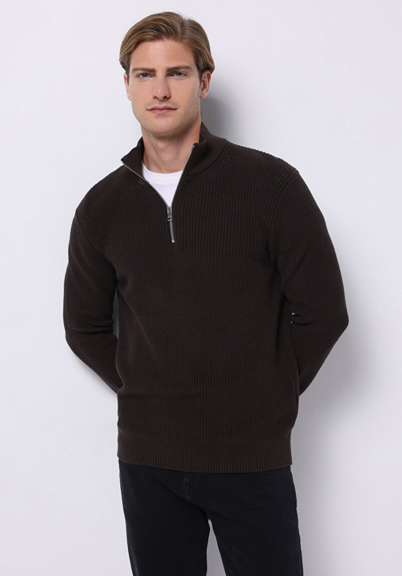 Regular Fit High Neck Jakarlı Erkek Kahverengi Kazak